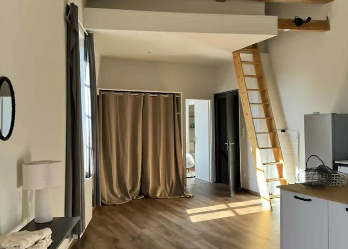 Διαμέρισμα Royal View *